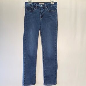 Levi's 314 Women's Shaping Straight Jeans in Classic Blue